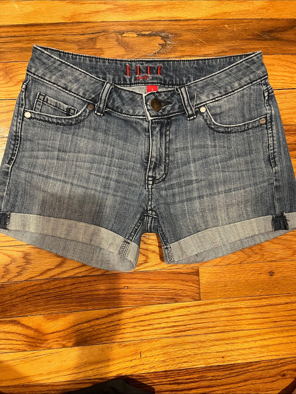 Elle Light-Med Wash Cuffed Denim Shorts